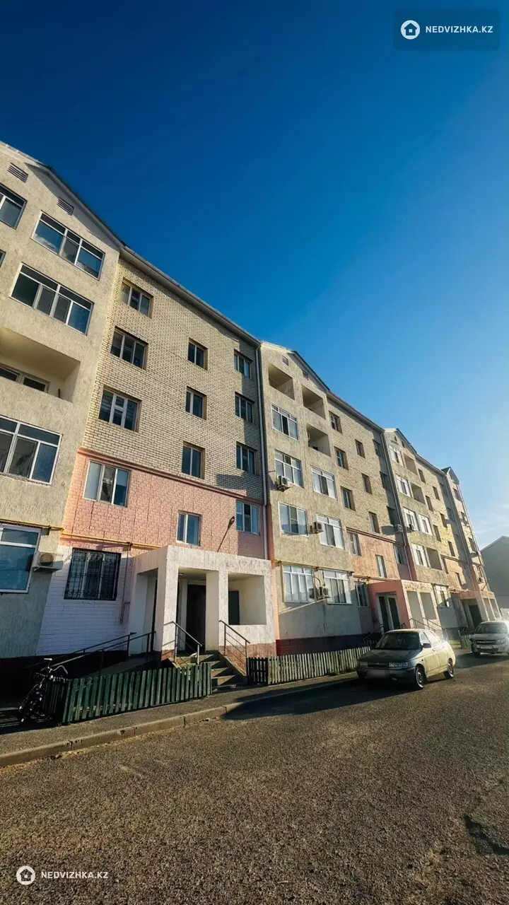 2-комнатная квартира, этаж 3 из 5, 56 м², фотография 5