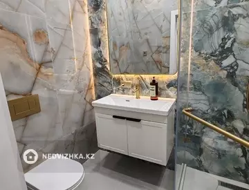 2-комнатная квартира, этаж 2 из 10, 65 м², миниатюра 3