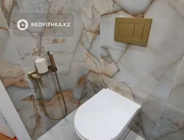 2-комнатная квартира, этаж 2 из 10, 65 м², миниатюра 6