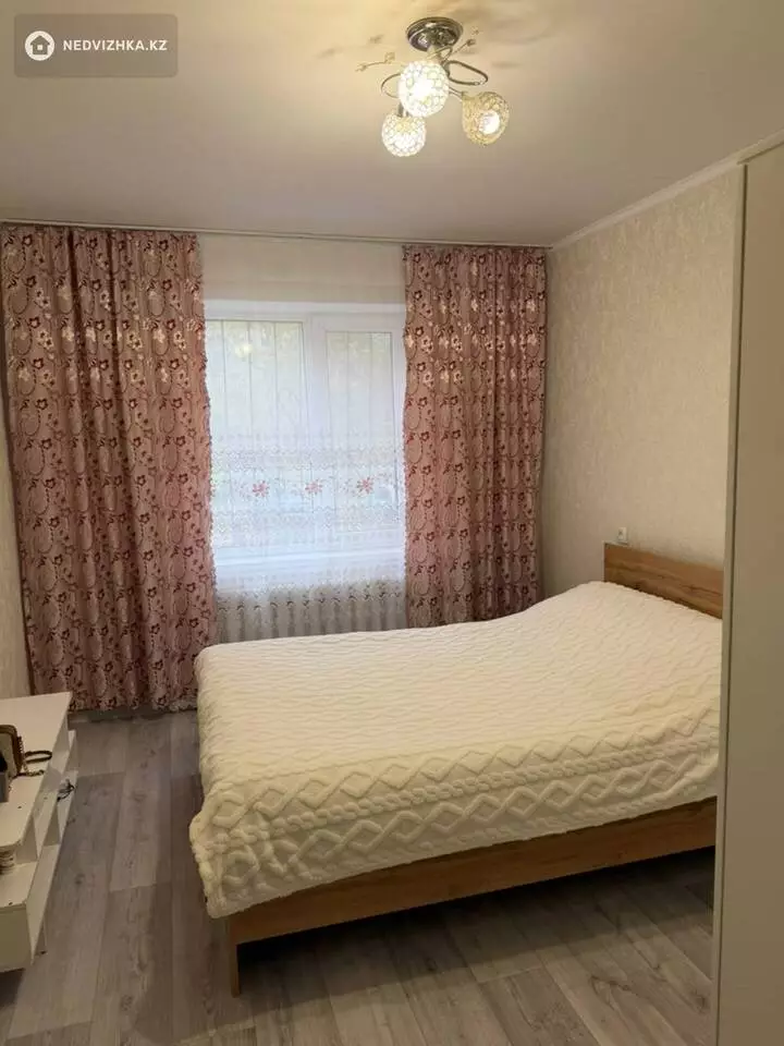 2-комнатная квартира, этаж 1 из 5, 54 м²