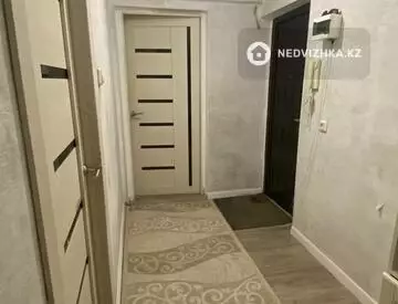 2-комнатная квартира, этаж 1 из 5, 49 м², миниатюра 6
