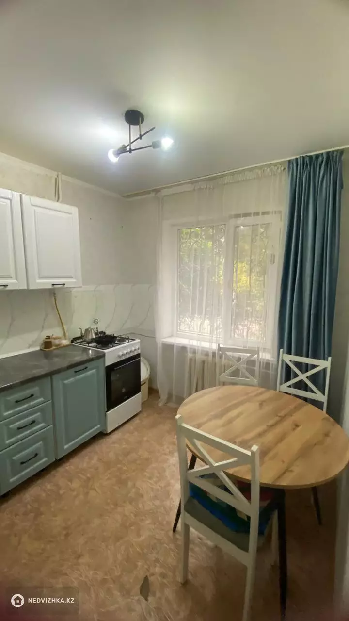 2-комнатная квартира, этаж 1 из 5, 49 м², 2-фотосурет