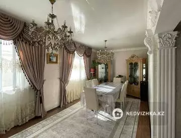 5-комнатный дом, 4 соток, 130 м²