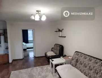 2-комнатная квартира, этаж 4 из 5, 45 м²