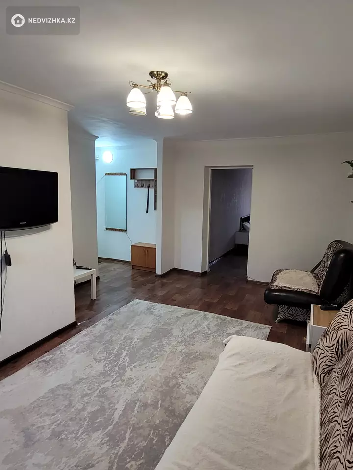 2-комнатная квартира, этаж 4 из 5, 45 м², фотография 5
