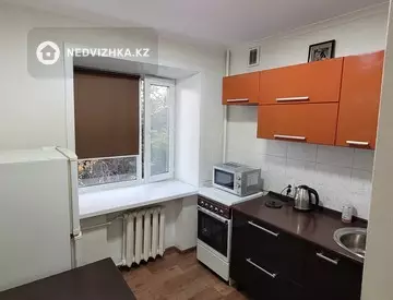 2-комнатная квартира, этаж 4 из 5, 45 м², миниатюра 8