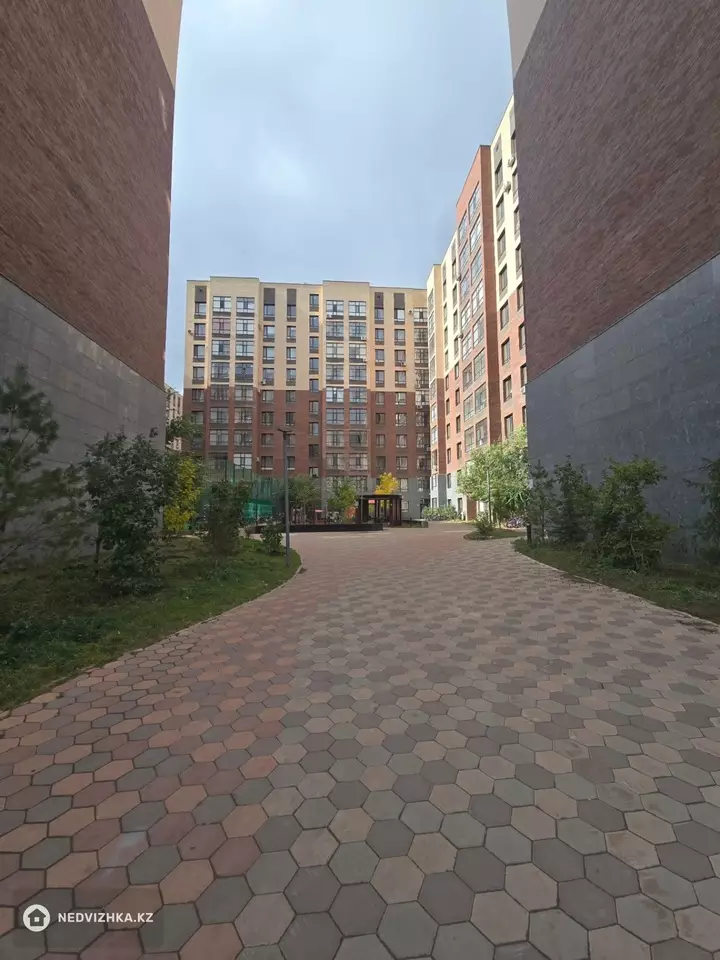 3-комнатная квартира, этаж 3 из 10, 87 м²