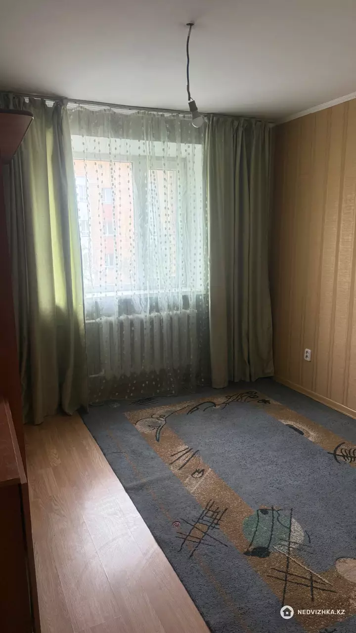 2-комнатная квартира, этаж 4 из 5, 36 м², На длительный срок, фотография 2
