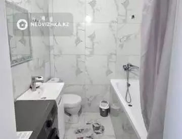 1-комнатная квартира, этаж 7 из 12, 41 м², миниатюра 7