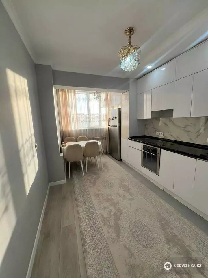 2-комнатная квартира, этаж 9 из 14, 60 м², На длительный срок, фотография 2