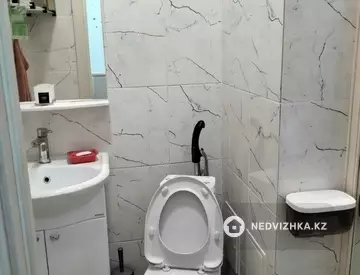 Салон, 5 этажей, 37 м², миниатюра 9