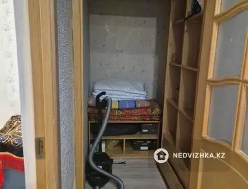 3-комнатная квартира, этаж 2 из 5, 72 м², миниатюра 2