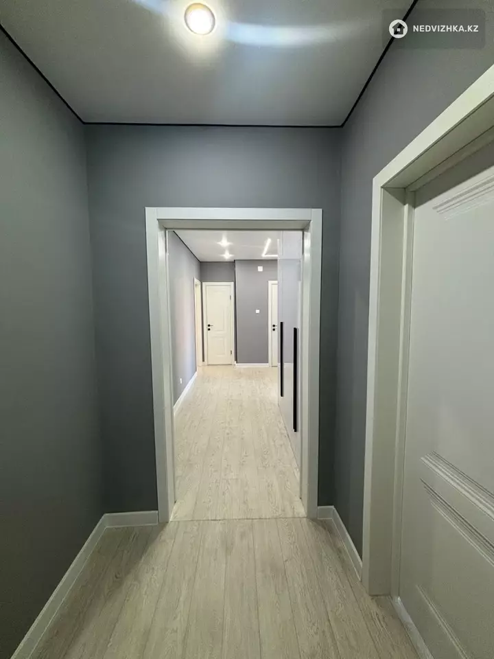 3-комнатная квартира, этаж 2 из 9, 84 м²