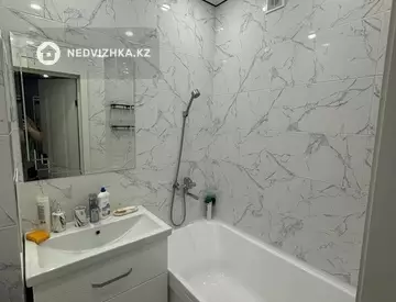 3-комнатная квартира, этаж 2 из 9, 84 м², миниатюра 8