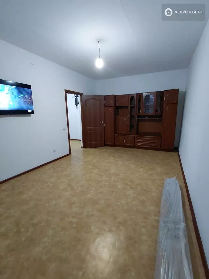 1-комнатная квартира, этаж 4 из 4, 41 м², фотография 3
