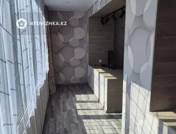 2-комнатная квартира, этаж 2 из 12, 53 м², миниатюра 11