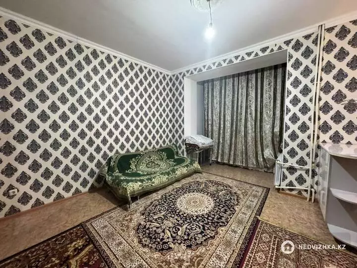 1-комнатная квартира, этаж 1 из 6, 36 м², фотография 2