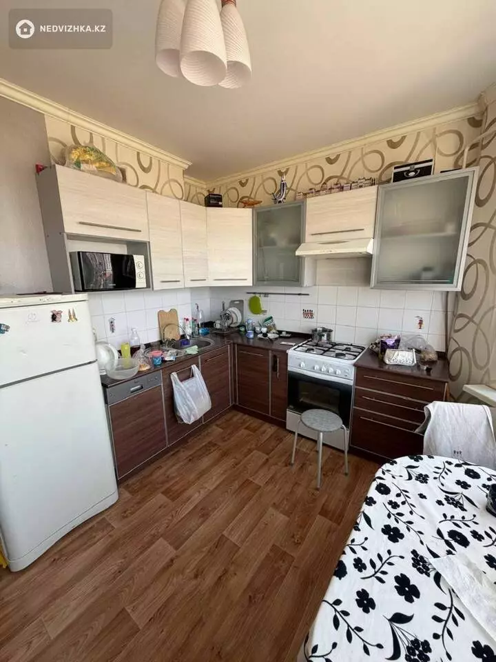 2-комнатная квартира, этаж 4 из 9, 70 м², фотография 4