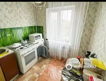 3-комнатная квартира, этаж 4 из 5, 55 м², миниатюра 6