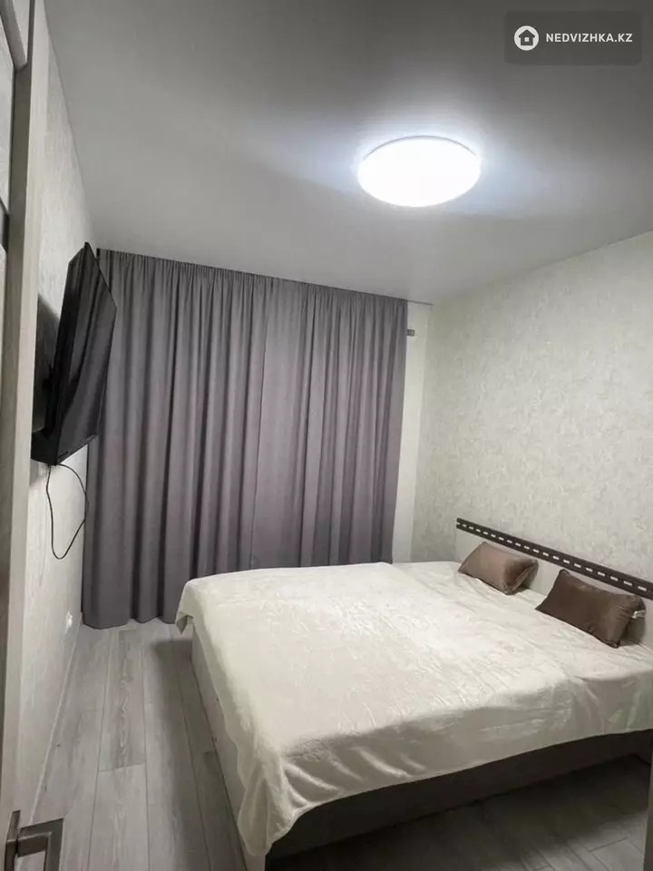 1-комнатная квартира, этаж 3 из 9, 36 м², На длительный срок, фотография 3