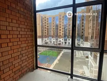3-комнатная квартира, этаж 4 из 9, 104 м², миниатюра 6