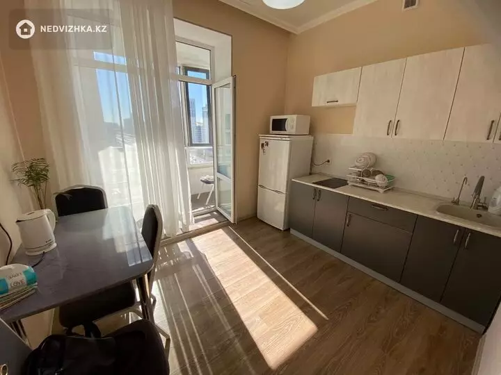 1-комнатная квартира, этаж 9 из 9, 34 м²