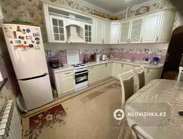 3-бөлмелі пәтер, қабат 3 барлық қабат саны 12, 98 м², 2-нобай