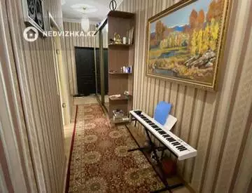 3-бөлмелі пәтер, қабат 3 барлық қабат саны 12, 98 м², 3-нобай