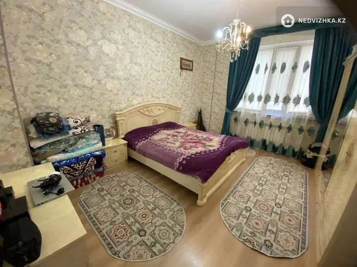 3-комнатная квартира, этаж 3 из 12, 98 м², фотография 4