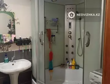 3-комнатная квартира, этаж 9 из 9, 66 м², миниатюра 1