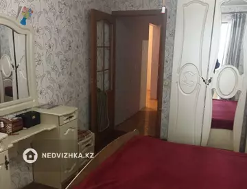 3-комнатная квартира, этаж 9 из 9, 66 м², миниатюра 3
