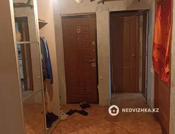 3-комнатная квартира, этаж 9 из 9, 66 м², миниатюра 4