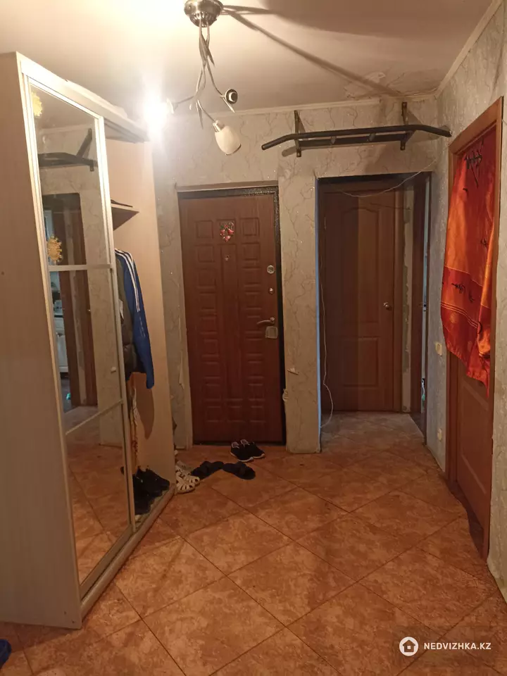 3-комнатная квартира, этаж 9 из 9, 66 м², фотография 4
