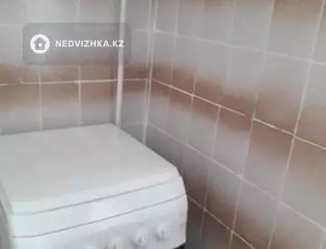 2-комнатная квартира, этаж 2 из 5, 50 м², миниатюра 1