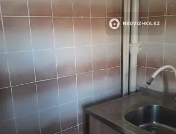 2-комнатная квартира, этаж 2 из 5, 50 м², миниатюра 3