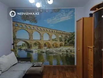 2-комнатная квартира, этаж 4 из 5, 58 м², На длительный срок