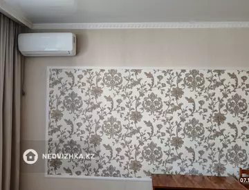 2-комнатная квартира, этаж 8 из 9, 67 м², миниатюра 3