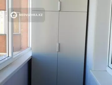 2-комнатная квартира, этаж 8 из 9, 67 м², миниатюра 5