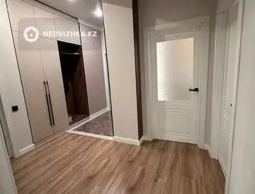 3-комнатная квартира, этаж 3 из 10, 94 м², миниатюра 7