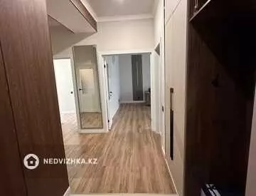 3-комнатная квартира, этаж 3 из 10, 94 м², миниатюра 9