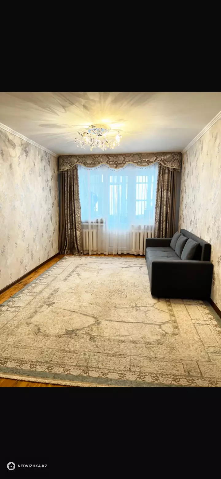 2-комнатная квартира, этаж 4 из 5, 44 м², фотография 3