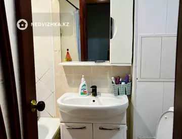 2-комнатная квартира, этаж 4 из 5, 44 м², миниатюра 5
