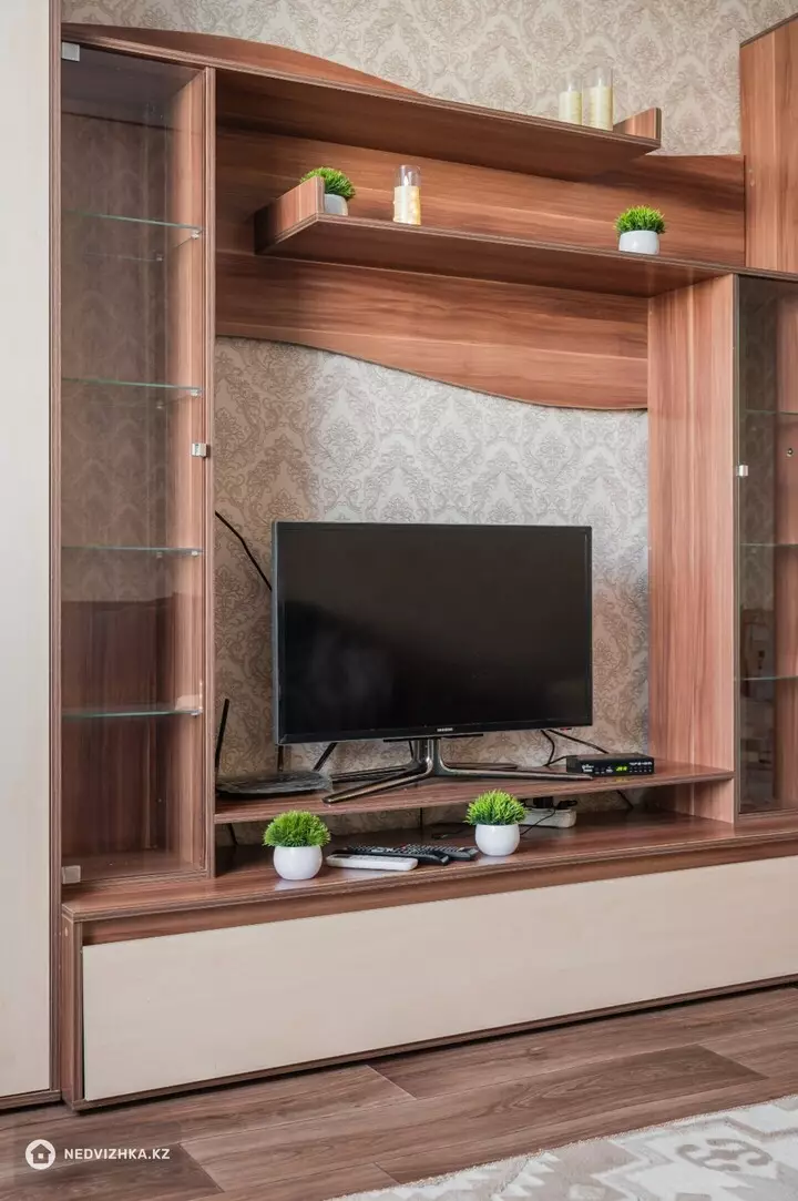 2-комнатная квартира, этаж 2 из 9, 55 м², На длительный срок, фотография 5