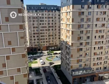 2-комнатная квартира, этаж 12 из 15, 52 м², миниатюра 8