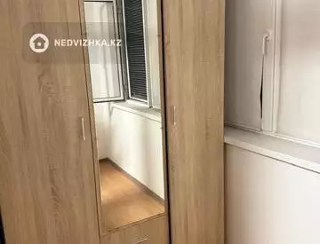 1-комнатная квартира, этаж 2 из 9, 40 м², миниатюра 2