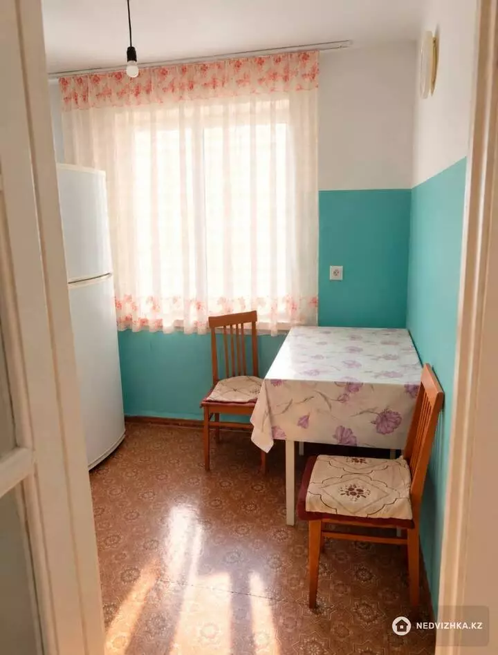 1-комнатная квартира, этаж 3 из 5, 31 м², фотография 3