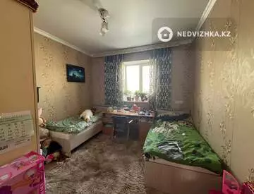4-бөлмелі үй, 7 соттық, 220 м², 9-нобай