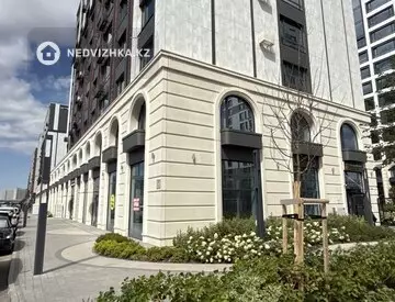3-комнатная квартира, этаж 9 из 9, 86 м², миниатюра 1