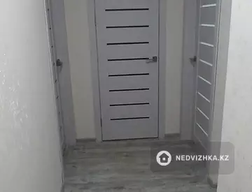 2-комнатная квартира, этаж 1 из 5, 48 м², миниатюра 6