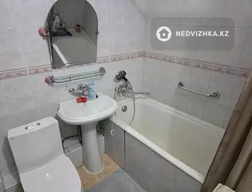 1-комнатная квартира, этаж 4 из 9, 40 м², На длительный срок, миниатюра 5